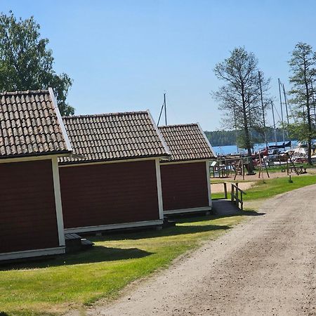 Kanalkrogen Stugor Sjotorp Exterior photo